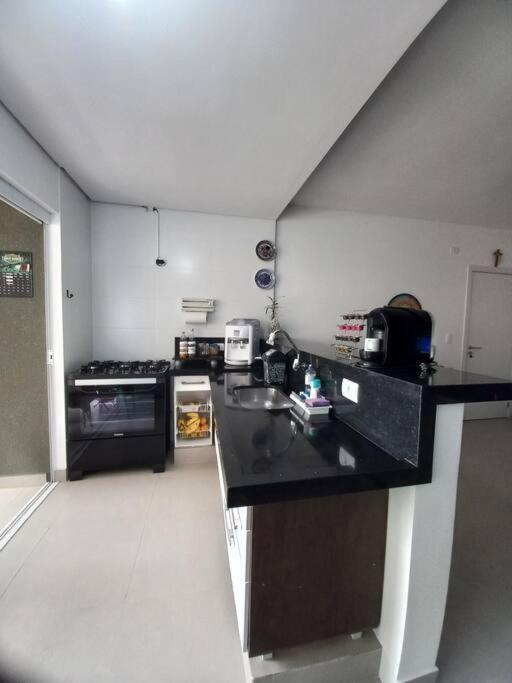 Lindo E Aconchegante Apartamento أوباتوبا المظهر الخارجي الصورة