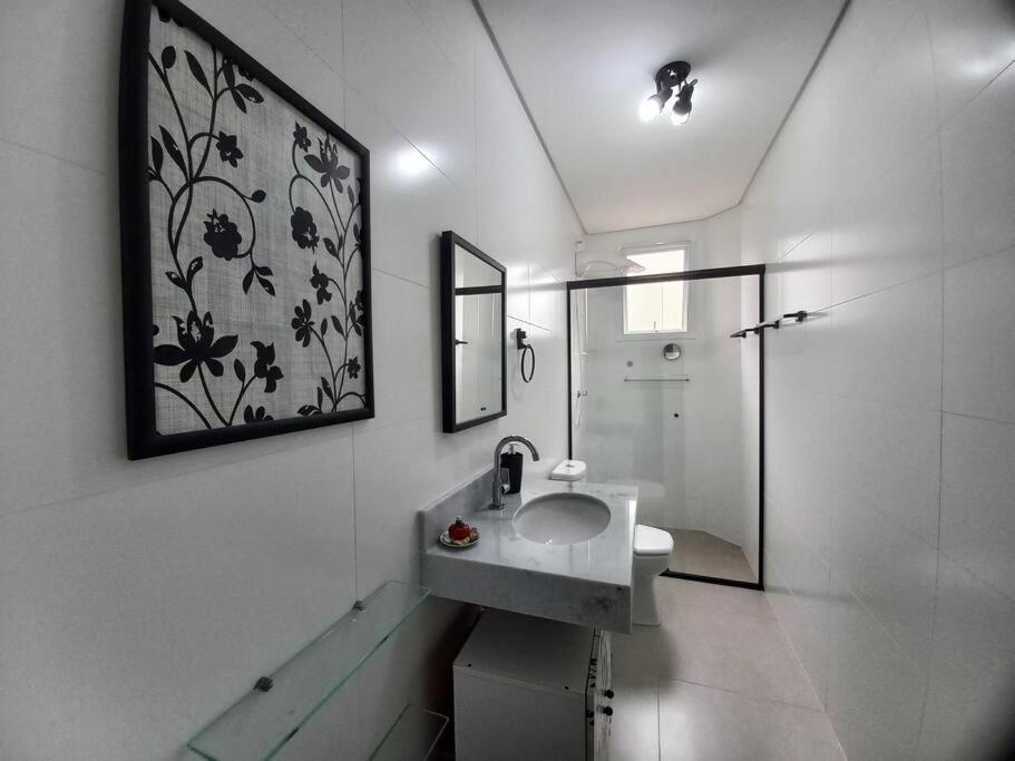 Lindo E Aconchegante Apartamento أوباتوبا المظهر الخارجي الصورة